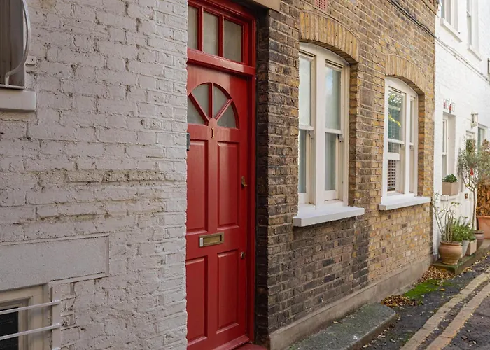 Quaint Homes In Chelsea London